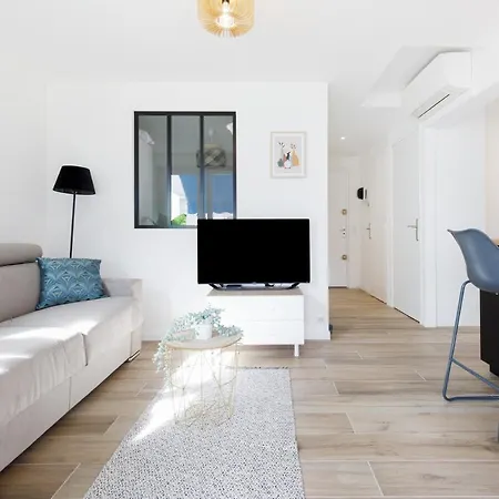 Palladium 148 Yourhosthelper * カンヌ